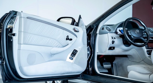 MERCEDES-BENZ CLK 55 AMG Avantgarde
