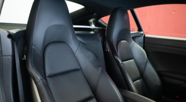 PORSCHE 718-boxster-cayman 718 Cayman 2.0 PDK (German car, fantastic condition, Porsche Approved warranty)