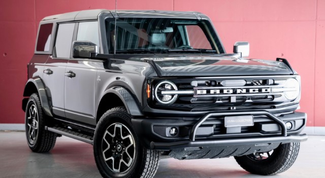 FORD BRONCO 2.7 V6 Outer Banks