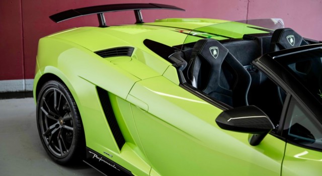LAMBORGHINI GALLARDO LP570-4 Spyder Performante Ed. Tecnica E-Gear