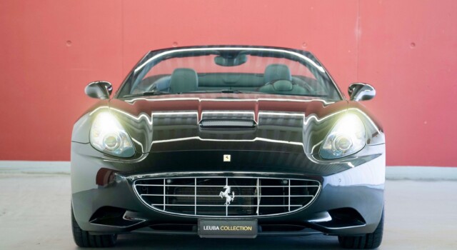 FERRARI CALIFORNIA 4.3 V8 (2nd hand, Swiss model, 100% original, full Ferrari service history)