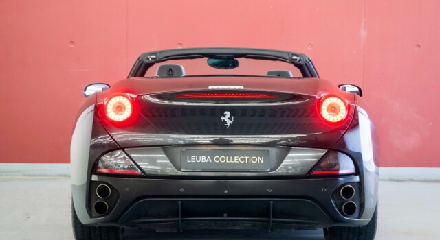 FERRARI CALIFORNIA 4.3 V8 (2nd hand, Swiss model, 100% original, full Ferrari service history)