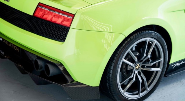 LAMBORGHINI GALLARDO LP570-4 Spyder Performante Ed. Tecnica E-Gear