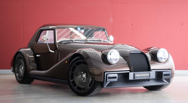 MORGAN PLUS SIX Supersport 3.0 Bespoke (Swiss new car, special custom paint, full options, 42-month factory warranty)