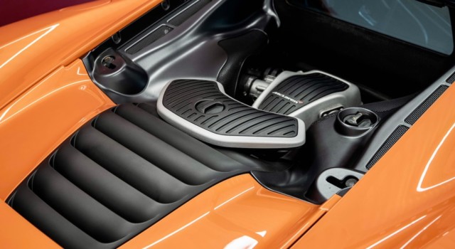 McLAREN 650S Coupé 3.8 V8 SSG