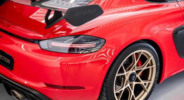 PORSCHE CAYMAN 718  GT4 RS PDK