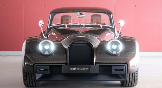 MORGAN PLUS SIX Supersport 3.0 Bespoke (Swiss new car, special custom paint, full options, 42-month factory warranty)