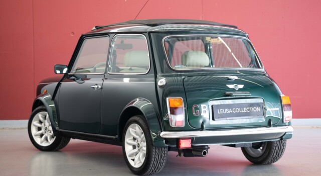 MINI MINI 1.3i Knightsbridge (1st hand Swiss car, as new, certified very low mileage, sunroof, collector item)