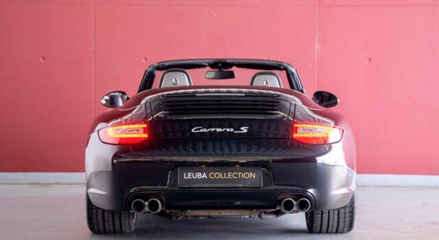 PORSCHE 911 Cabrio Carrera S (usata, cambio manuale, condizioni eccellenti, chilometraggio ridotto, optional Porsche Exclusive) – VENDUTA!
