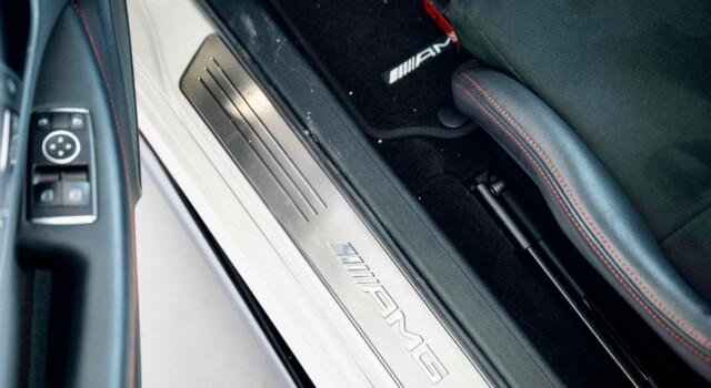 MERCEDES-BENZ C 63 AMG C 63 Coupé AMG Black Series (1st hand, 1st paint, Bucket seats, Aerodynamic Package)