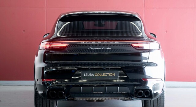 PORSCHE CAYENNE Turbo Coupé (usata, gancio di traino, libretto di manutenzione Porsche completo)