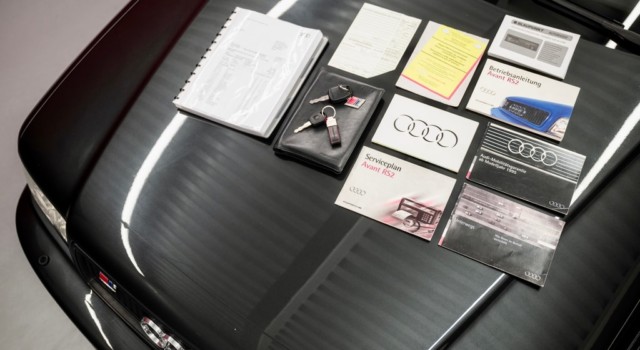 AUDI RS2 80 Avant