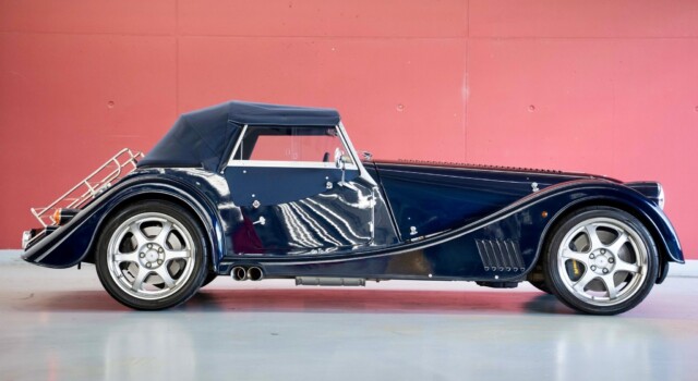MORGAN 1 Plus 8 4.8 V8 Manual transmission ( of 70)