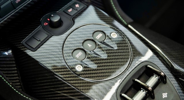 LAMBORGHINI GALLARDO LP570-4 Spyder Performante Ed. Tecnica E-Gear