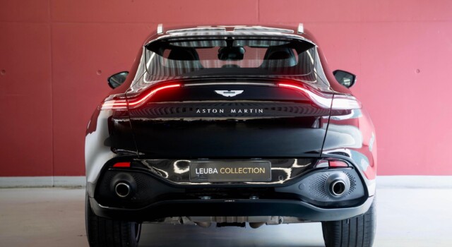 ASTON MARTIN DBX 4.0 V8 (1st hand, perfect condition, full Aston Martin history)