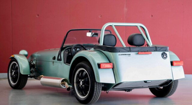 CATERHAM SEVEN 170S (anno di produzione 2026, auto nuova svizzera, verniciatura Ice Forest Green, garanzia di fabbrica di 24 mesi, consegna il 27 marzo)