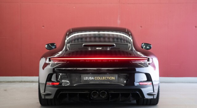 PORSCHE 911 GT3 Touring (spendid condition, manual transmission, no track)
