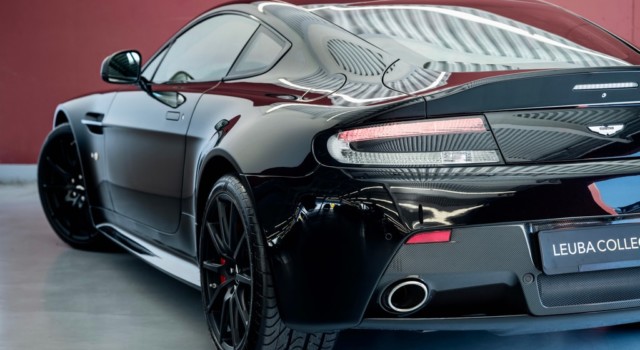 ASTON MARTIN V12 Vantage 5.9 S