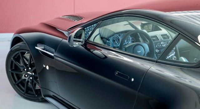 ASTON MARTIN V12 Vantage 5.9 S
