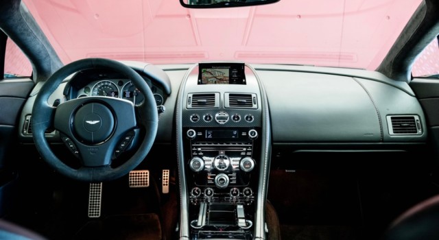ASTON MARTIN V12 Vantage 5.9 S