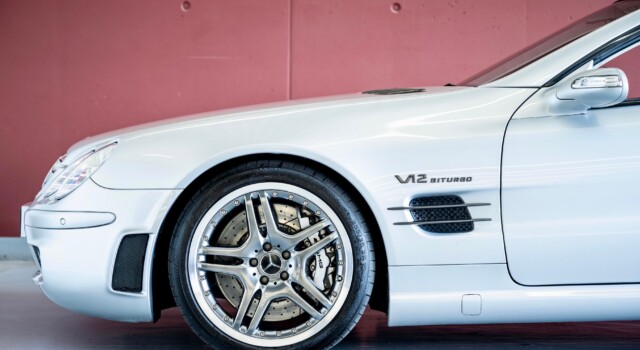 MERCEDES-BENZ SL 65 AMG (2nd hand, 100% original, stunning condition, full Mercedes history)